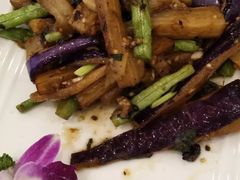 紫苏豆角炒茄子-壹间茶餐厅(天娱广场店)