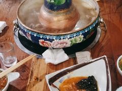 -毛辣果·贵州红酸汤牛肉火锅(西单店)