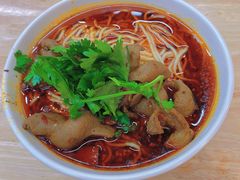 招牌肥肠面-秦云老太婆摊摊面(较场口店)
