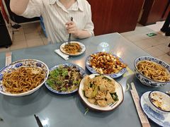 -东兴寒舍老北京炸酱面(三里河路店)