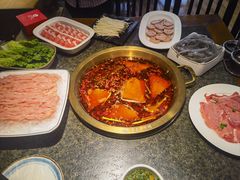 -小天鹅火锅·一线江景洪鼎旗舰店(洪崖洞店)