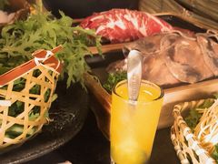 -湊湊火锅·茶憩(新中关购物中心店)