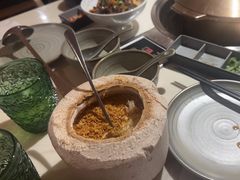 -喃喃椰·糟粕醋·椰子鸡火锅(七堡花园店)