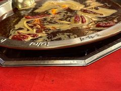 -山城年华老火锅(玉林店)