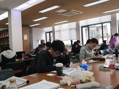 -上海市静安区图书馆(新闸路馆)