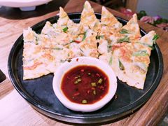 海鲜饼-明洞阿姨·韩式酱蟹烤肉·创意料理(三元桥店)