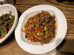 -爱碗亭·鲜炒湖南菜(壹城中心店)