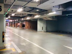 场地-大宁国际商业广场-地下停车库