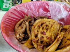 -小吴水煮(羊子巷无任何分店)
