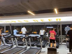 -超鹿运动(达信大厦店)