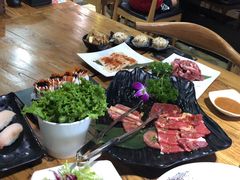 -鹤一烤肉自助餐厅(中关村店)