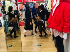 -优衣库(南宁江南万达店)