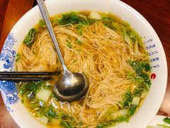 -库车国际酒店(火车站东湖公园店)