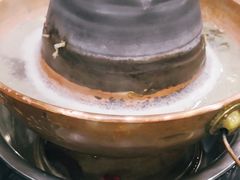 -楼外楼大刀肉传统火锅(西安大路店)