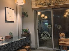 -蜗牛小馆醉乡民谣云南菜(惠新西里店)