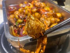 -休记光头香辣蟹干锅店(衣冠庙店)