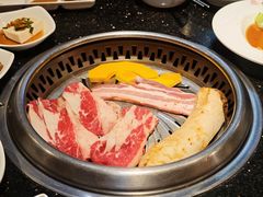 -木槿花韩式炭烤·熟成肉工坊(孙文东路店)
