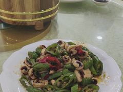 -鹏城人家海鲜酒家·23年老字号(较场尾店)