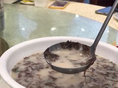 -鹏城人家海鲜酒家·23年老字号(较场尾店)