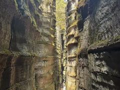 -梭布垭石林景区