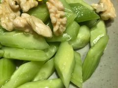 -椒爱水煮鱼川菜(让胡路万达店)