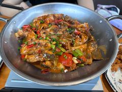 -梁姐啤酒鱼(兴坪古镇店)
