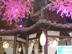 -韵秋荷(宝山龙湖天街店)