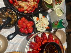 -巴厘龙虾·榜首油焖大虾(音乐学院·沿江酒馆店)