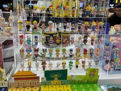 -泡泡玛特POPMART(侨福芳草地店)