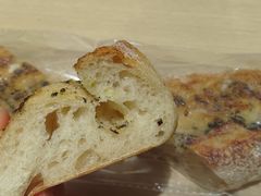 蜂蜜鼠尾草法棍-佐敦面包铺·JORDAN BAKERY