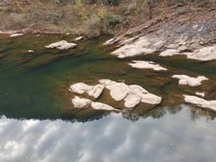 -燕子河大峡谷天坑仙境