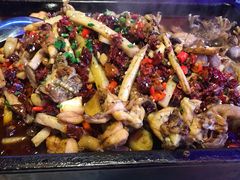 怪椒味牛蛙平锅-蘭奢雅集·江浙菜(青山江滩店)