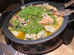 -吞鱼兽麻辣烤鱼(万达店)