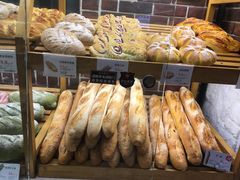 -BROAD面包路·欧式面包(龙湖时代C馆店)