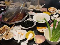 -鼎汇丰重庆老火锅(鞍顺园店)