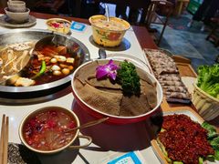 -梯坎老火锅(天禧店)