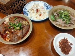 -谢老五跷脚牛肉·非遗传承店
