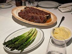 烤芦笋-Wolfgang’s Steakhouse 沃夫冈牛排馆(上海白玉兰广场店)