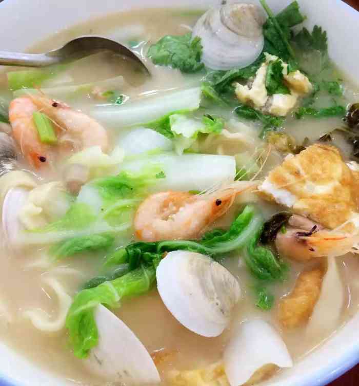 梅溪米面店-"特色就是捞面,加上荷包蛋,肉圆,上面速度.