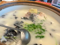浓汤鱼头-老淳安—伴山伴湖(千岛湖开元度假村店)