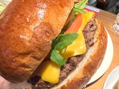 牛肉汉堡-FABIO’S费比欧披萨餐厅