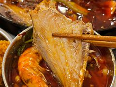 -鸿顺老铁锅美蛙鱼府(解放碑店)