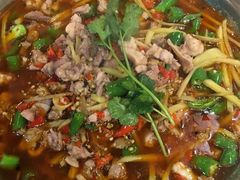 -兔行天下-鸿鹤鲜锅兔(中海国际店)