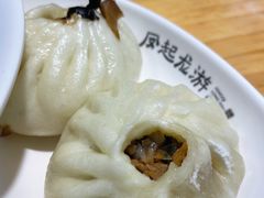 大明山珍素包-凤起龙游老面包子(凯德晶品店)