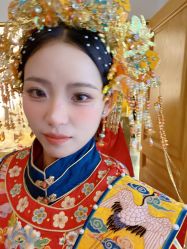 -都市丽人婚纱摄影
