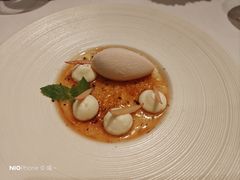 -The lounge 柏悦酒店大堂酒廊(上海环球金融中心店)