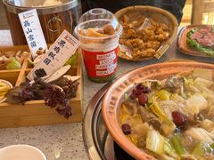 -阿婆情腊排骨火锅(金虹路店)