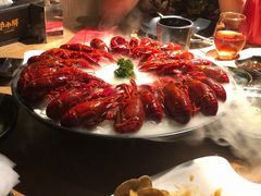 -沪小胖小龙虾(淮海中路旗舰店)