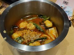 麻辣烫-街角等你.大连海鲜烧烤.经典铁板海鲜串(西安路店)