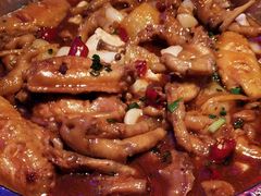 -胖哥俩肉蟹煲(万国店)